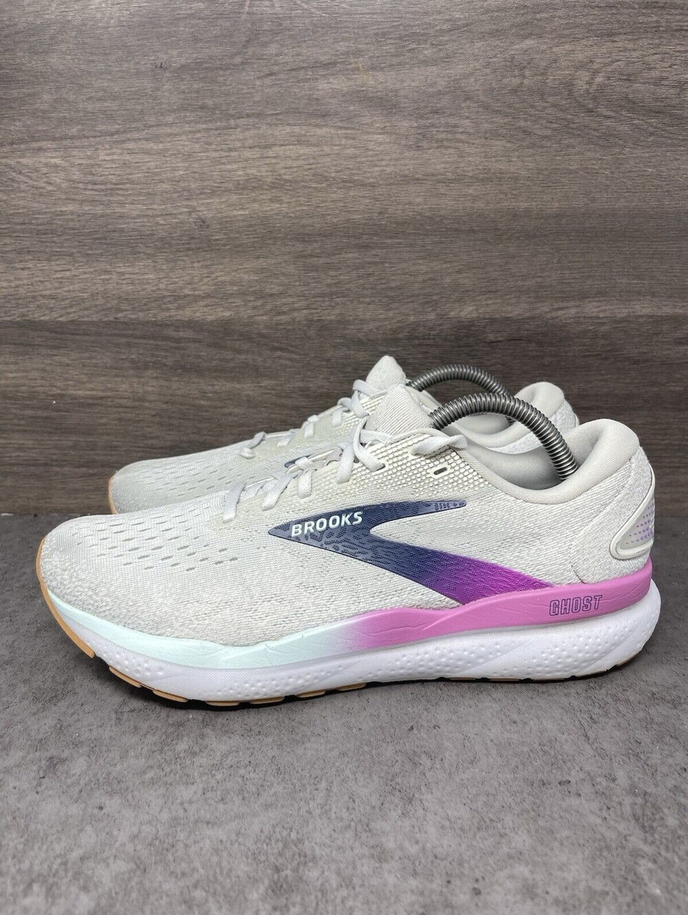 Brooks Ghost 16 Womens Size 10 B Gray Pink Purple Running Walking Shoes